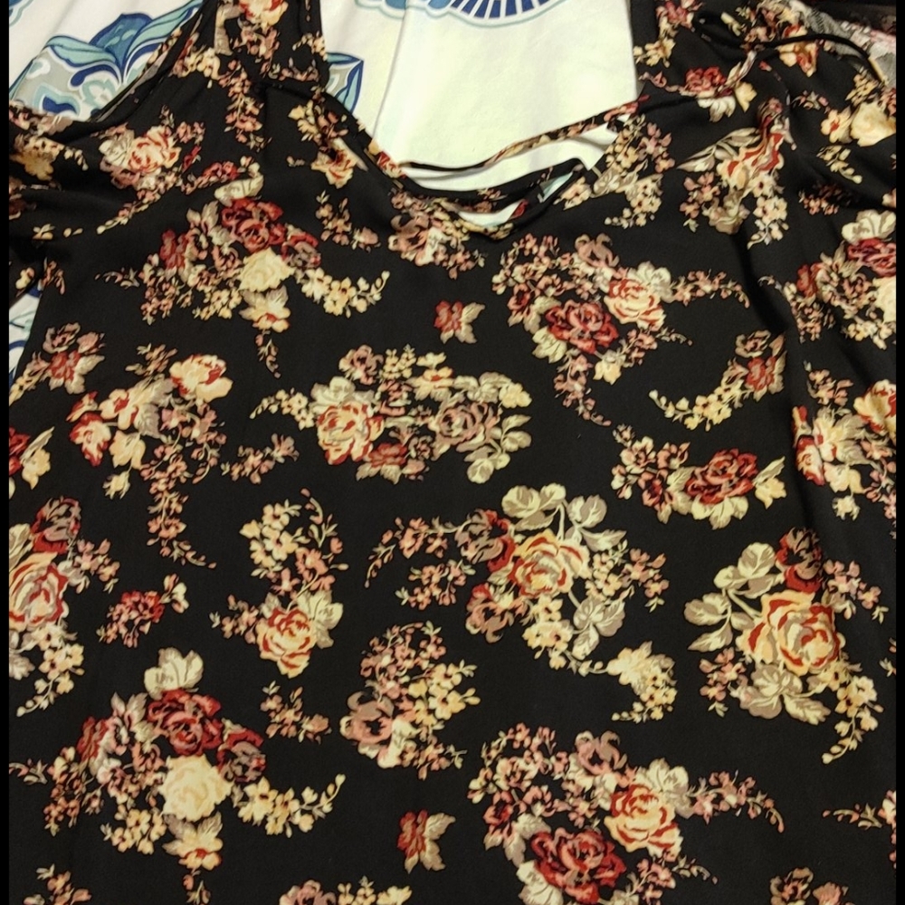 Black floral tunic